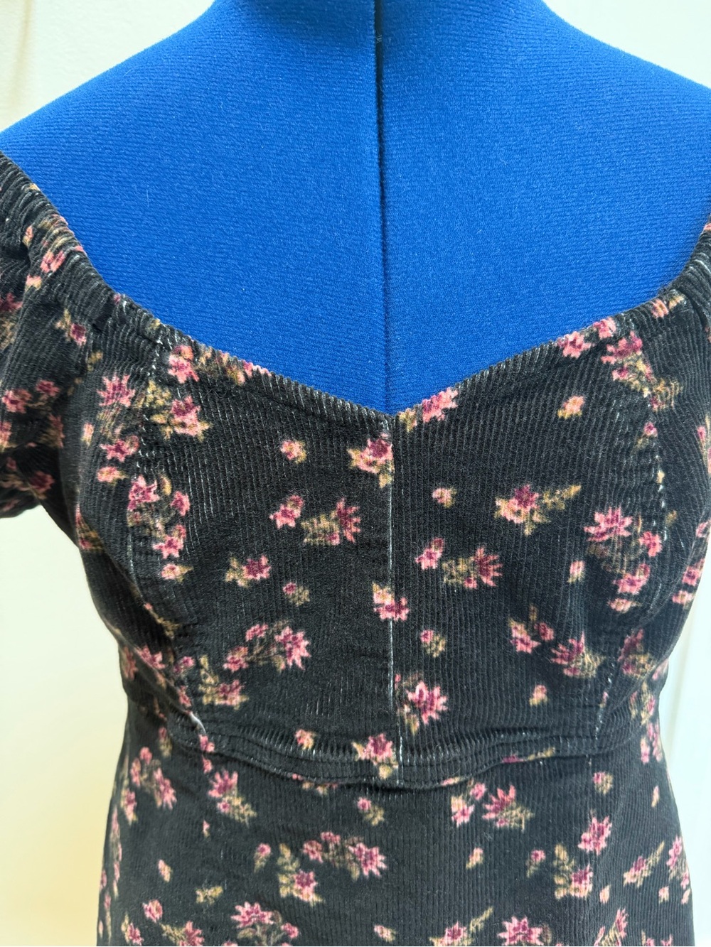 Corduroy 90’s Inspired Dress - Picture 3 of 8